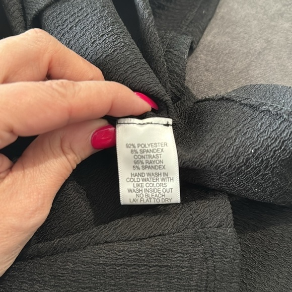 Gibsonlook balloon sleeve, V-neckline,cinch front detail,medium,black,ne… - Picture 3 of 4